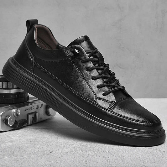 Men’s Low-Top Sneakers with Tonal Stitching and Lace-Up Closure